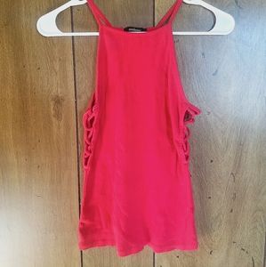 Tank top, criss cross sides